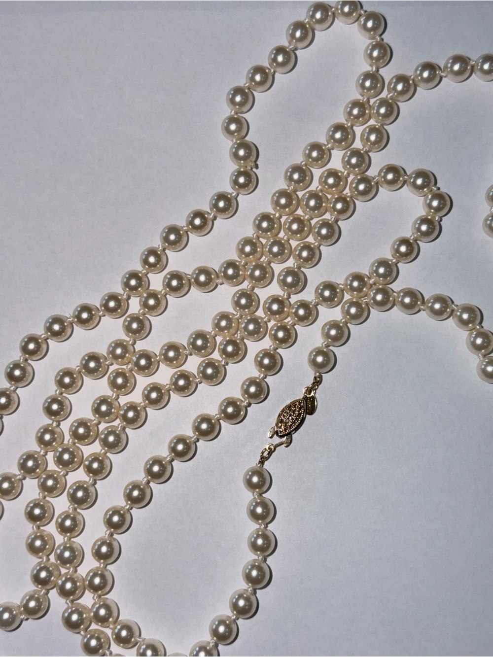 60” Pearl Strand Necklace with Gold Clasp The Roman Company - Picture 2 of 4